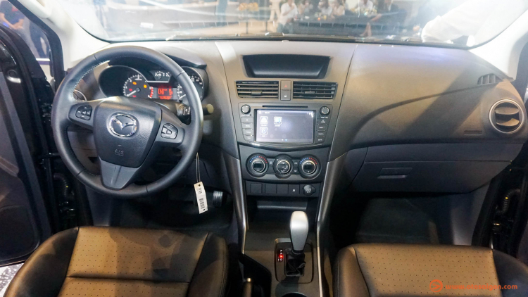 Mazda BT-50 2018 có thêm phiên bản mới, nâng cấp về tiện nghi; giá từ 655 triệu