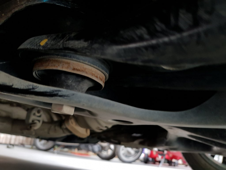 Có phải Honda nhập đều bị rỉ sét. Có phải Honda nhập đều bị rỉ sét.