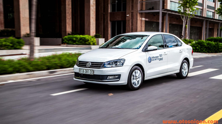 [ĐGX] Volkswagen Polo, chiếc sedan cho người thích ôm vô-lăng