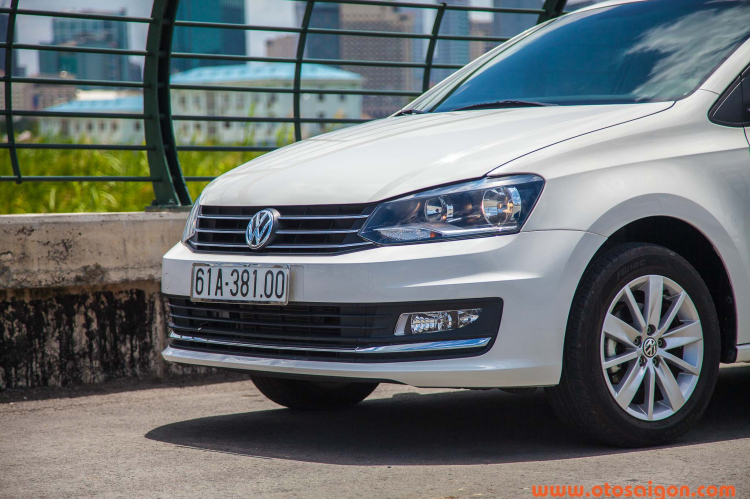 [ĐGX] Volkswagen Polo, chiếc sedan cho người thích ôm vô-lăng