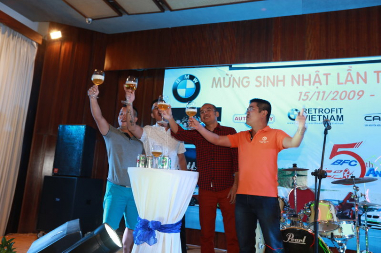 Caravan mừng sinh nhật chi hội BFC lần thứ 5 và những người bạn Caravan mừng sinh nhật chi hội BFC lần thứ 5 và những người bạn