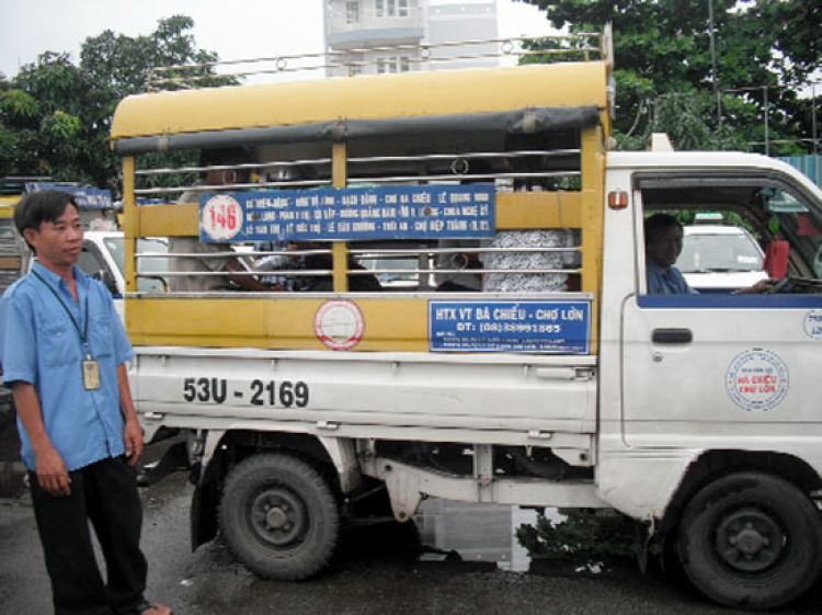 HCM: Đề xuất hàng trăm xe buýt mini đón khách tại hẻm nhỏ