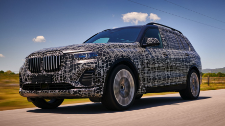 otosaigon-BMW-X7-first-drive-04.jpg