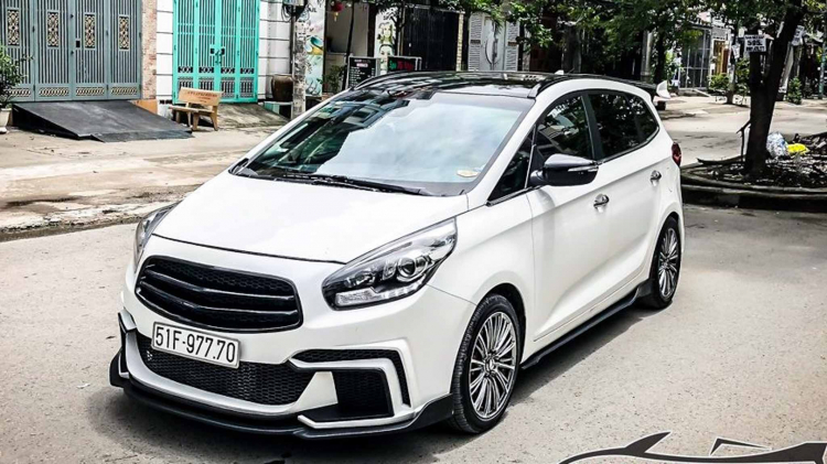 Kia Rondo được đem độ bodykit thể thao tại TP.HCM