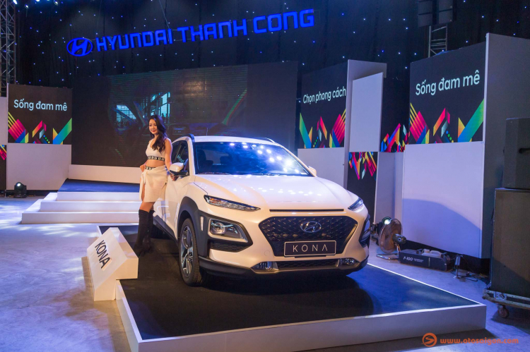 Hyundai KONA tại Việt Nam có 3 phiên bản, 2 lựa chọn động cơ, giá từ 615 triệu