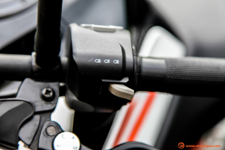 [ĐGX] Trải nghiệm KTM Duke 390 2018: ga điện tử, ABS 3 chế độ, giá dưới 180 triệu