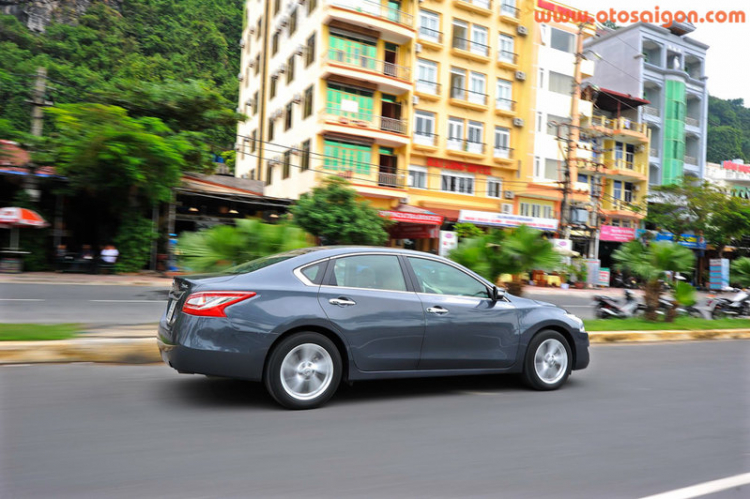 Nissan Teana: người hùng thầm lặng tại Việt Nam