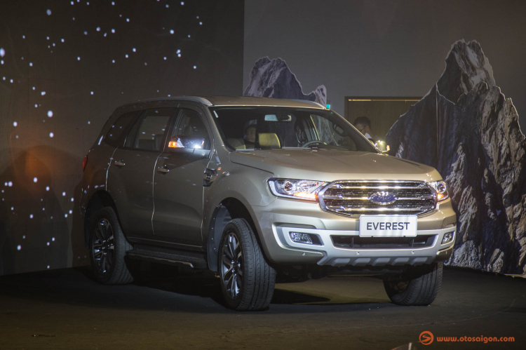 Ford Everest 2019: thêm động cơ Diesel Bi-Turbo 2.0L, hộp số 10 cấp, giá bản cao nhất 1,4 tỷ