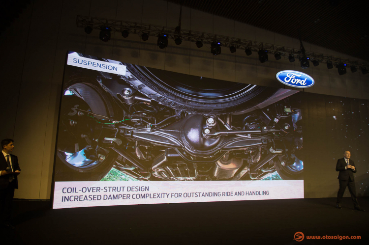 Ford Everest 2019: thêm động cơ Diesel Bi-Turbo 2.0L, hộp số 10 cấp, giá bản cao nhất 1,4 tỷ