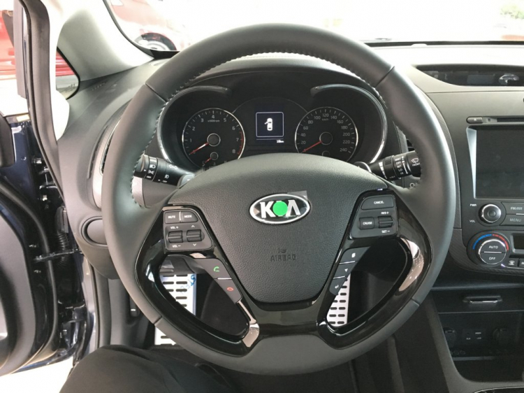 KIA CERATO 1.6 AT - GIAO NGAY 2-5 NGÀY