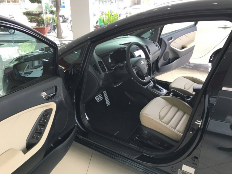 KIA CERATO 1.6 AT - GIAO NGAY 2-5 NGÀY