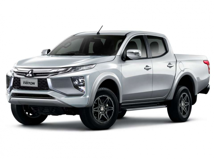 Mitsubishi Triton 2019 được ngụy trang và chạy thử...