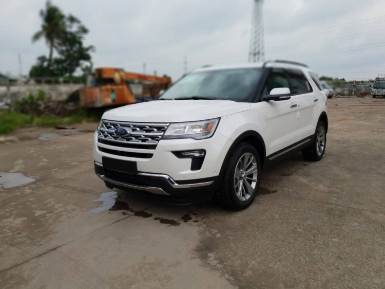 Ford Explorer và " bia kèm lạc "