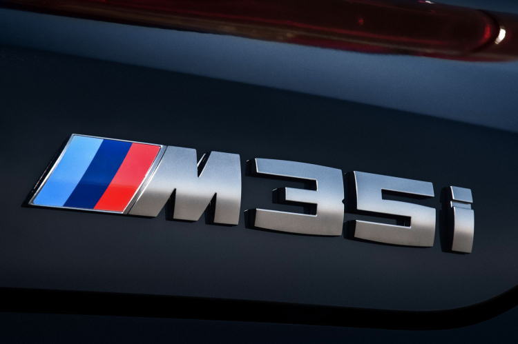 BMW giới thiệu X2 M35i có công suất tối đa 302 mã lực; dẫn động bốn bánh X-Drive
