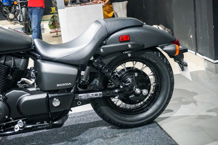 Ra mắt Honda Shadow Phantom và Honda Fury bản 2018 - nhập Mỹ, chưa có giá