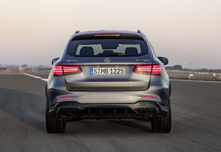 Mercedes-Benz GLC250 4MATIC “lên đời” phong cách Mercedes-AMG GLC63 S 4MATIC tại Bắc Giang