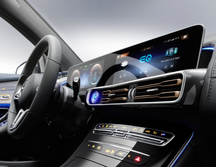 Tìm hiểu chi tiết Mercedes EQC - Xe điện thương mại đầu tiên của Mercedes-Benz Tìm hiểu chi tiết Mercedes EQC - Xe điện thương mại đầu tiên của Mercedes-Benz