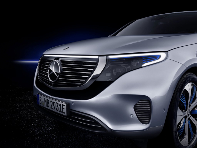 Tìm hiểu chi tiết Mercedes EQC - Xe điện thương mại đầu tiên của Mercedes-Benz Tìm hiểu chi tiết Mercedes EQC - Xe điện thương mại đầu tiên của Mercedes-Benz