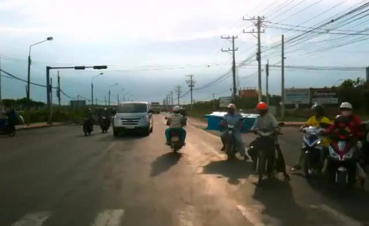 Những tình huống lái xe nên "Lưu ý" ! Những tình huống lái xe nên "Lưu ý" !