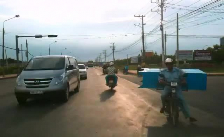 Những tình huống lái xe nên "Lưu ý" ! Những tình huống lái xe nên "Lưu ý" !