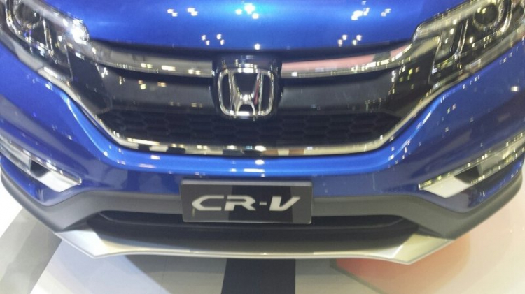 Honda CR-V 2015 chuẩn bị trình làng tại Việt Nam Honda CR-V 2015 chuẩn bị trình làng tại Việt Nam