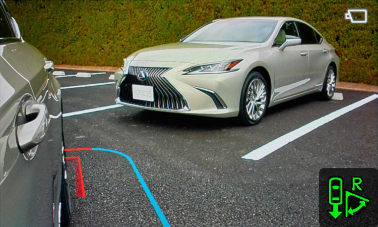 Lexus ES 2019 được trang bị camera thay thế cho gương chiếu hậu truyền thống