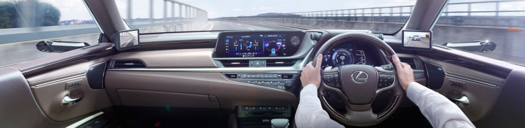 Lexus ES 2019 được trang bị camera thay thế cho gương chiếu hậu truyền thống