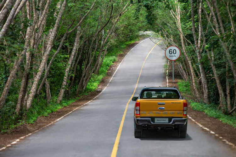 Ford Ranger 2019 nâng cấp thêm động cơ Bi-Turbo và hộp số 10 cấp, giá bán từ 630 triệu đồng