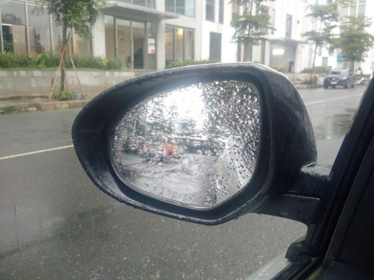 Phương pháp chống đọng nước trên kính hậu ôtô - chỉ 50k Phương pháp chống đọng nước trên kính hậu ôtô - chỉ 50k