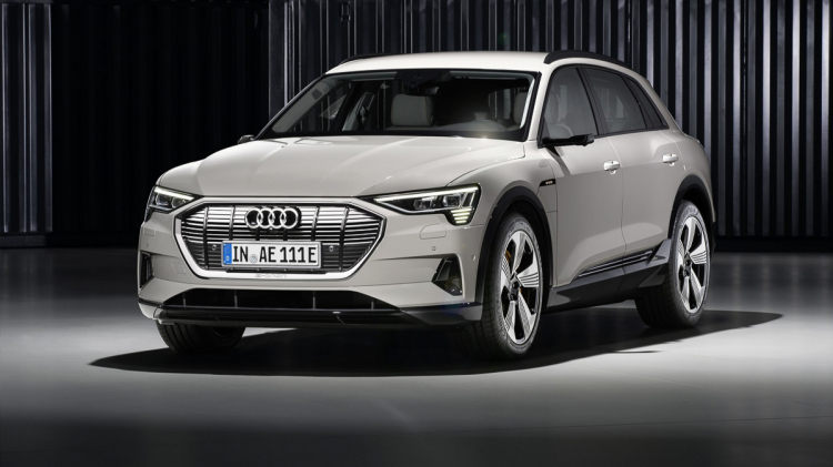 Audi e-tron SUV chính thức ra mắt, giá từ 74.800 USD tại Mỹ