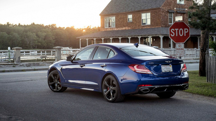 Hyundai Genesis G70 2019 báo giá từ 34.900 USD, không thua gì xe Đức