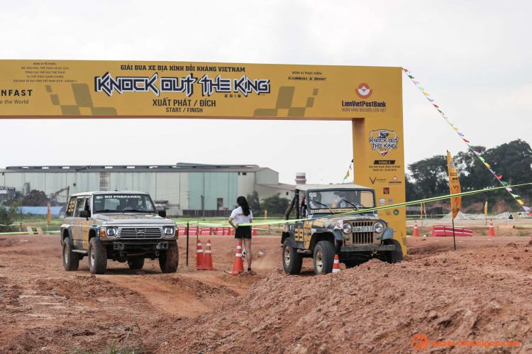 Xem bán tải "bay" tại vòng 2 giải đua xe địa hình đối kháng - Knock out the King (KOK)