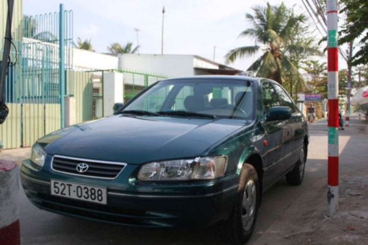 Anh em Camry 87-91 vô đây chơi Anh em Camry 87-91 vô đây chơi