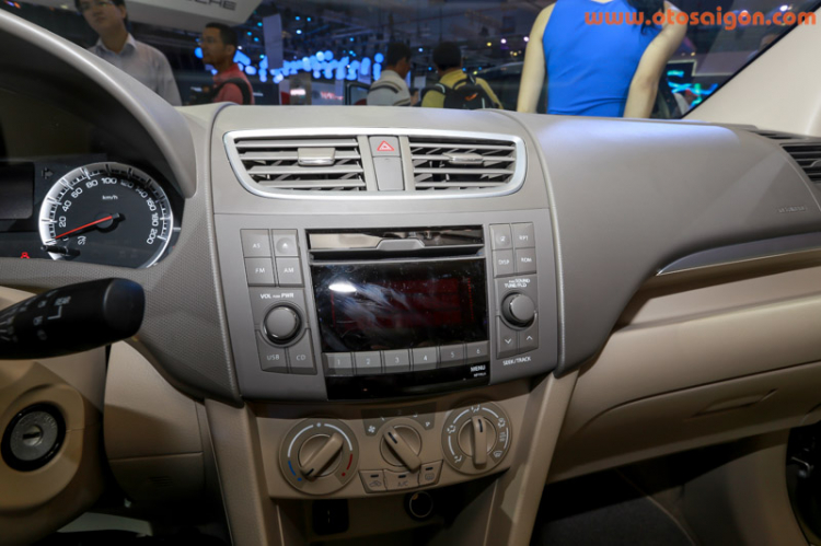 [VMS 2014] Suzuki Ertiga 7 chổ giá 599 triệu đồng