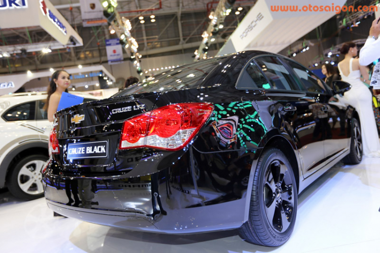 [VMS 2014] Cận cảnh Chevrolet Cruze Black Edition