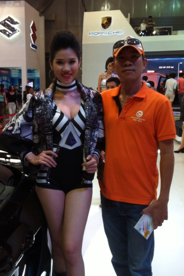 Hẹn hò xem Vietnam Motor Show kết hợp off trù bị chuyến Từ Thiện