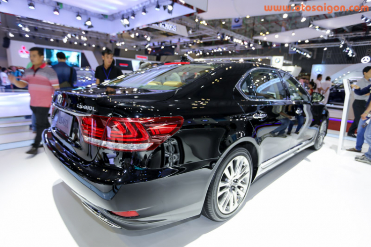 [VMS 2014] Cận cảnh LS460L, sedan đỉnh cao của Lexus