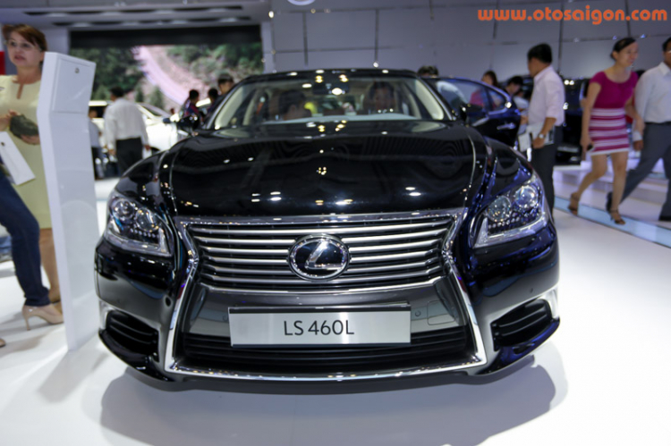 [VMS 2014] Cận cảnh LS460L, sedan đỉnh cao của Lexus