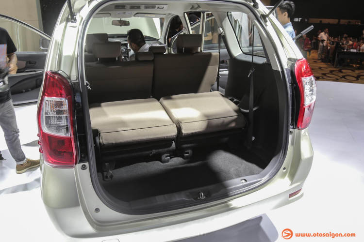 Toyota Avanza giá từ 537 triệu: mẫu MPV giá rẻ với nhiều thiết kế "cổ"