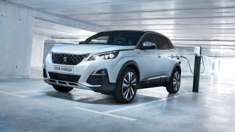 Peugeot 3008 Hybrid có hệ dẫn động 4 bánh toàn thời gian; mạnh 300 mã lực