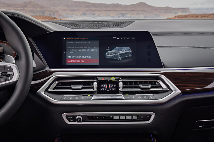 [PMS 2018] BMW trang bị khoang lái Live Cockpit Professional cho 3-Series thế hệ mới