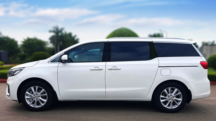 Hé lộ những hình ảnh đầu tiên của Kia Sedona mới sắp ra mắt tại Việt Nam