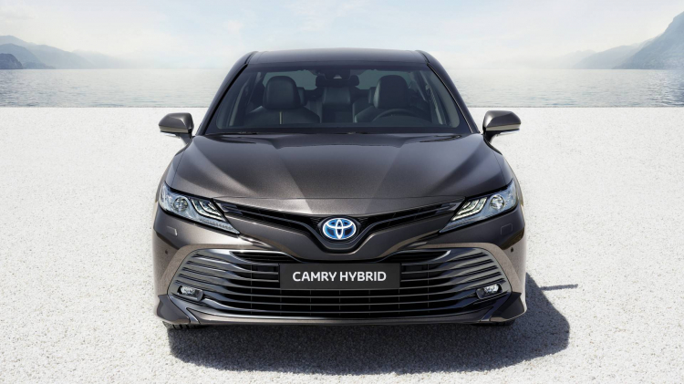 [PMS 2018] Toyota Camry Hybrid 2019 chính thức quay trở lại châu Âu sau 14 năm