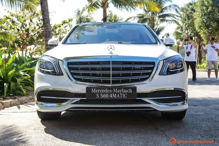 Xe siêu sang Mercedes-Maybach S560 giá hơn 11 tỷ xuất hiện trước thềm Vietnam Motor Show