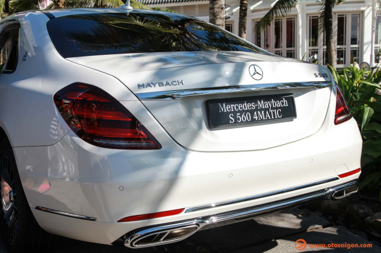 Xe siêu sang Mercedes-Maybach S560 giá hơn 11 tỷ xuất hiện trước thềm Vietnam Motor Show