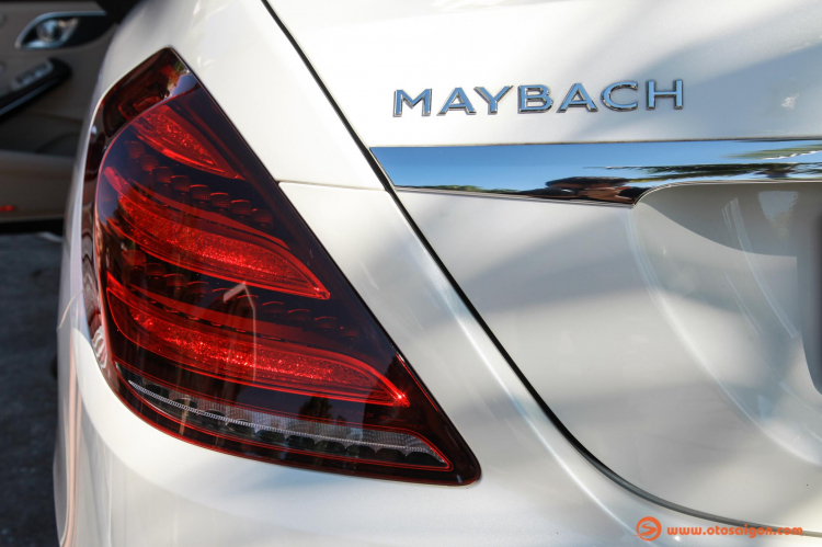Xe siêu sang Mercedes-Maybach S560 giá hơn 11 tỷ xuất hiện trước thềm Vietnam Motor Show