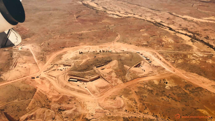 Hành trình đi tìm "Ngọc mắt Mèo" ở Coober Pedy, South Australia với Colorado và Trailblazer