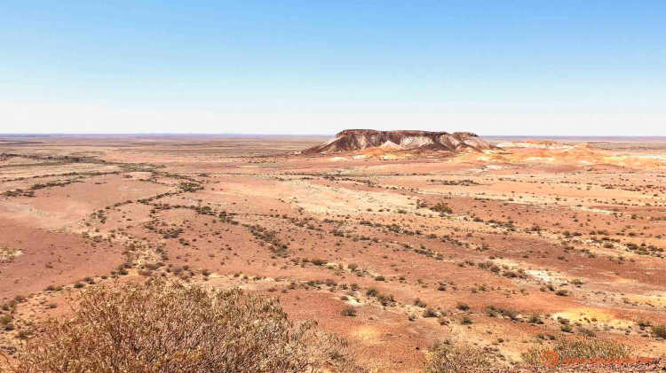 Hành trình đi tìm "Ngọc mắt Mèo" ở Coober Pedy, South Australia với Colorado và Trailblazer