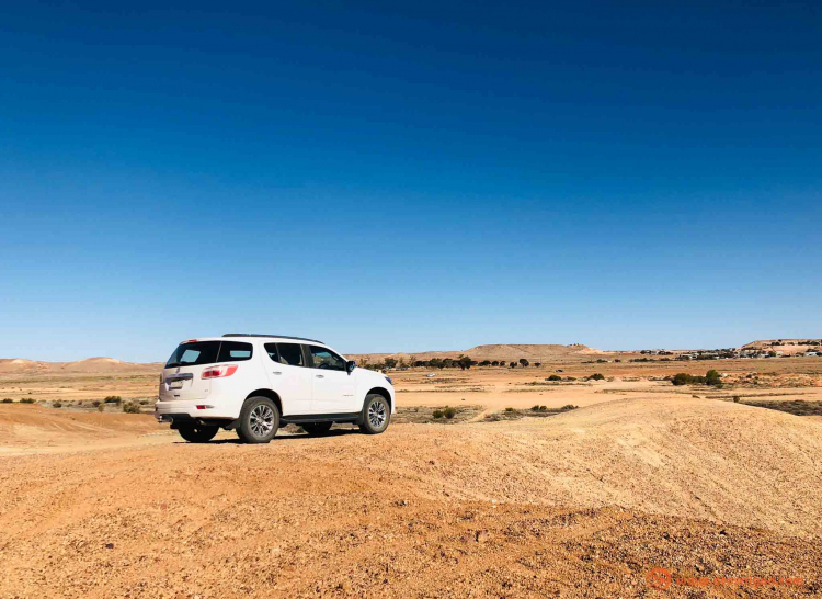 Hành trình đi tìm "Ngọc mắt Mèo" ở Coober Pedy, South Australia với Colorado và Trailblazer