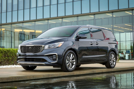Kia-sedona.jpg